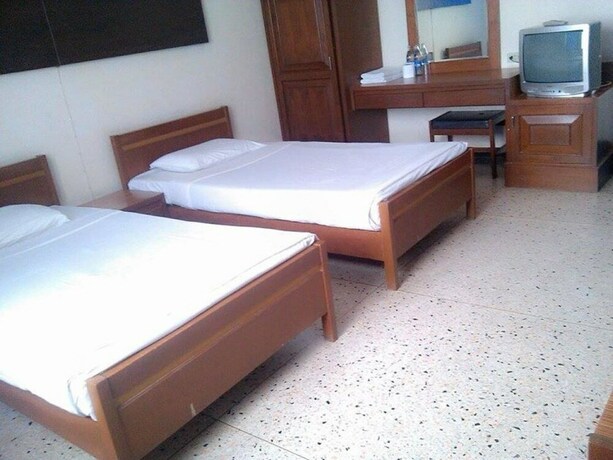 Imagen de la habitación del Hotel Petch Pailyn. Foto 9