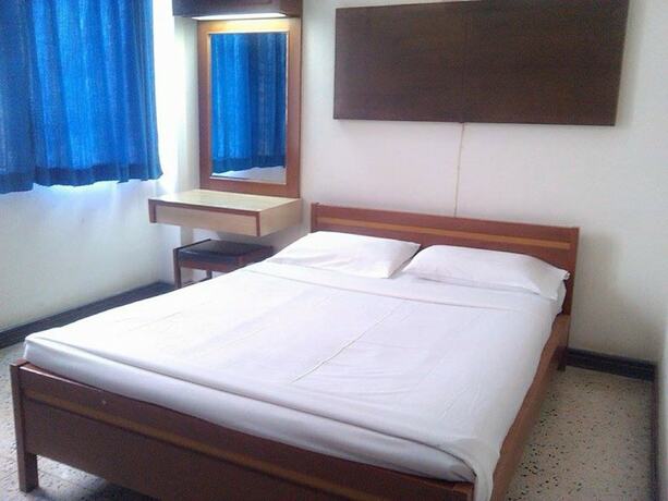 Imagen de la habitación del Hotel Petch Pailyn. Foto 10