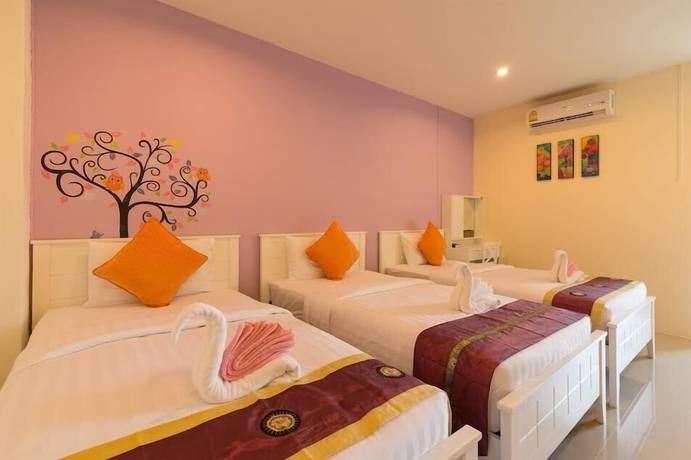 Imagen de la habitación del Hotel Petch Ranong at Town. Foto 7