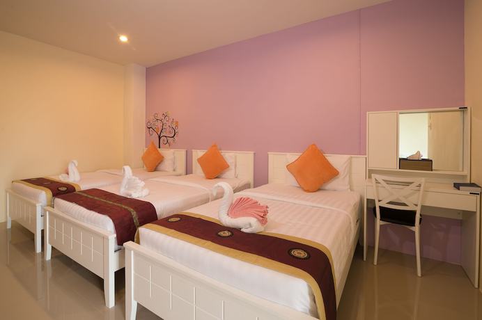 Imagen de la habitación del Hotel Petch Ranong at Town. Foto 18