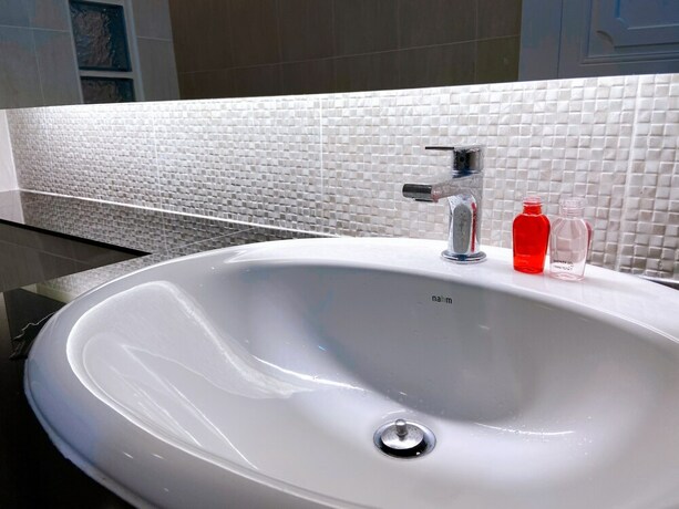 Imagen de la habitación del Hotel Petchngam Home Resort. Foto 15