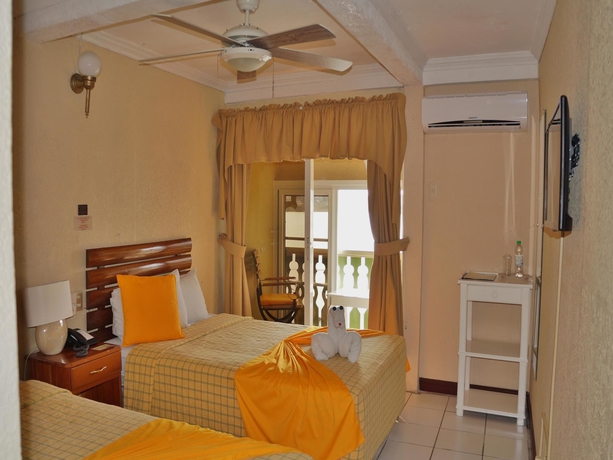 Imagen de la habitación del Hotel Petén. Foto 4