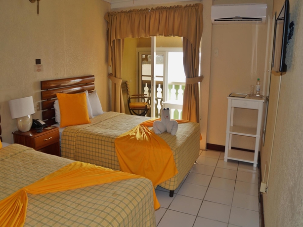 Imagen de la habitación del Hotel Petén. Foto 5