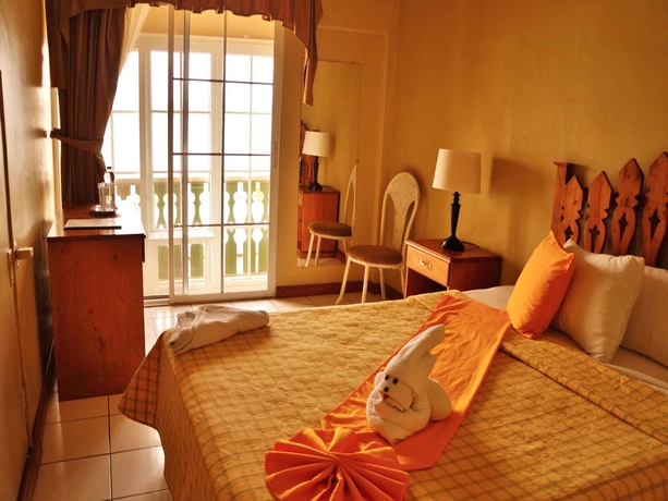 Imagen de la habitación del Hotel Petén. Foto 10