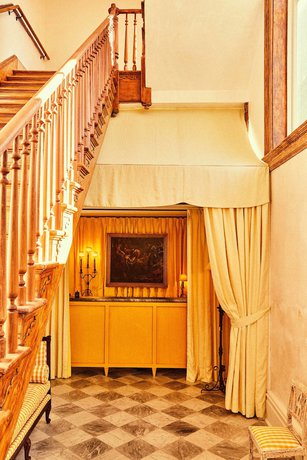 Imagen de los interiores del Hotel Peter And Paul. Foto 15
