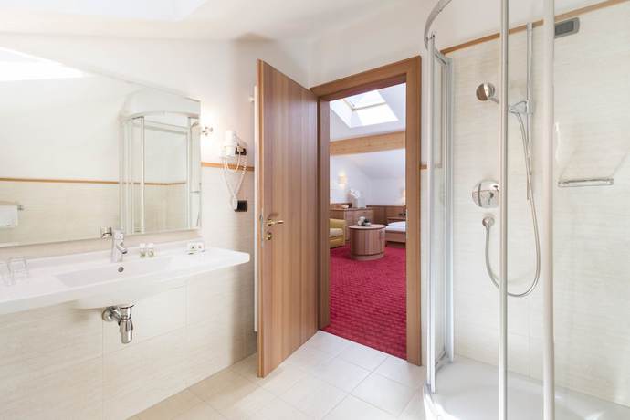 Imagen de la habitación del Hotel Peter, Petersberg - Monte San Pietro. Foto 9