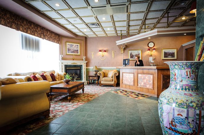 Imagen de los interiores del Hotel Peterborough Inn and Suites. Foto 19