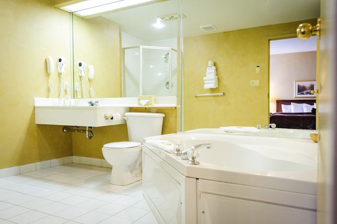 Imagen de la habitación del Hotel Peterborough Inn and Suites. Foto 13