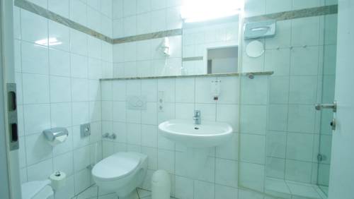 Imagen de la habitación del Hotel Peterchens Mondfahrt. Foto 8