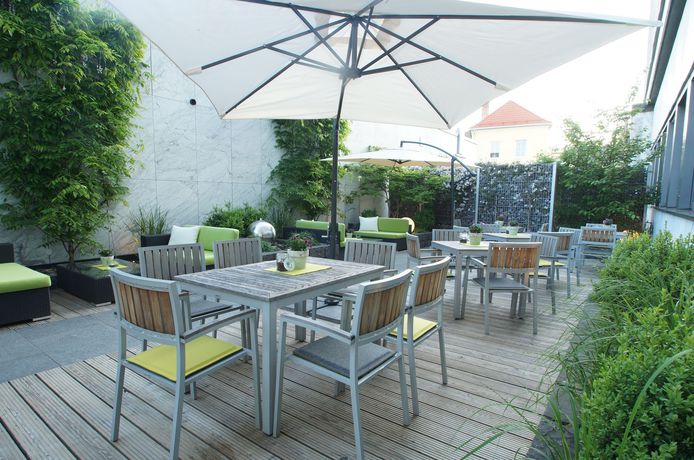 Imagen del bar/restaurante del Hotel Peterhof, Kempten. Foto 2