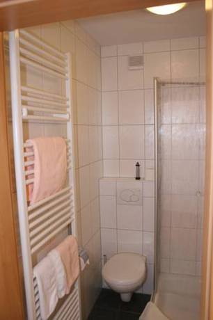 Imagen de la habitación del Hotel Petersen. Foto 3