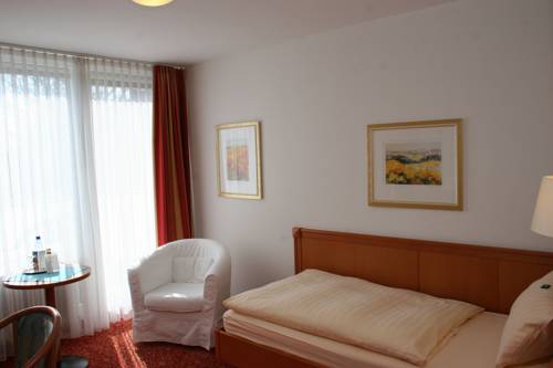 Imagen de la habitación del Hotel Petersen. Foto 4