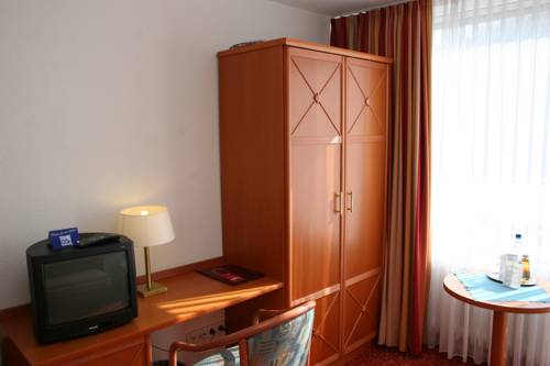 Imagen de la habitación del Hotel Petersen. Foto 15