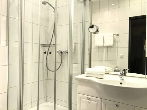 Imagen de la habitación del Hotel Petersen's Landhaus. Foto 6