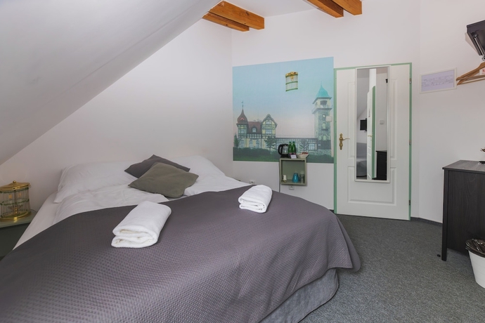Imagen de la habitación del Hotel Petř&iacute;n. Foto 2