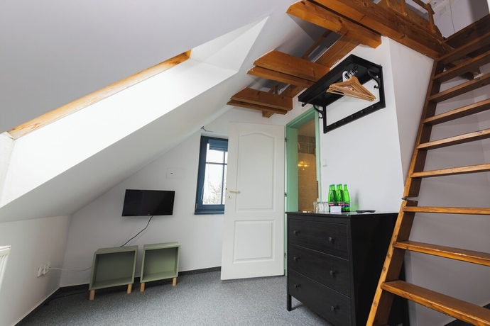 Imagen de la habitación del Hotel Petř&iacute;n. Foto 13