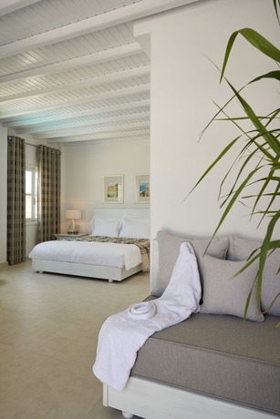 Imagen de la habitación del Hotel Petinos Beach. Foto 8