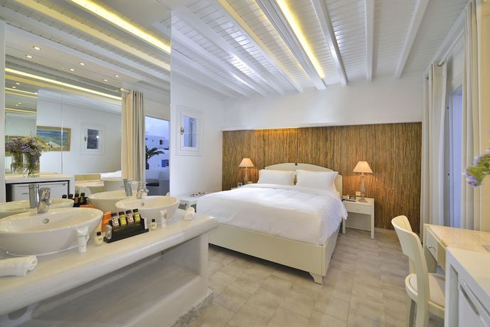 Imagen de la habitación del Hotel Petinos. Foto 8