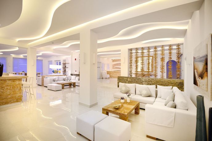 Imagen de los interiores del Hotel Petinos. Foto 17