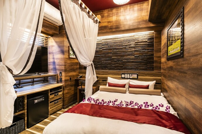 Imagen de la habitación del Hotel Petit Bali Forest Shinjuku Sanchome. Foto 18