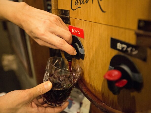 Imagen del bar/restaurante del Hotel Petit Bali Ikebukuro - Adults Only. Foto 13