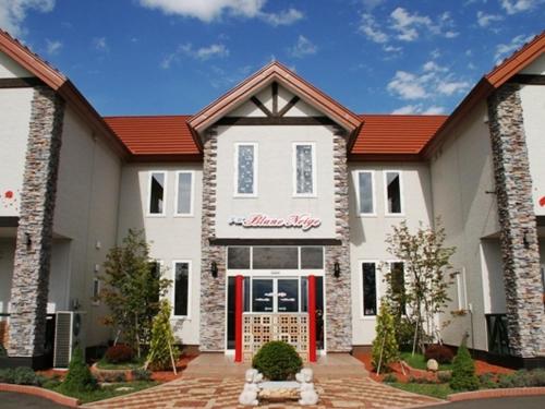 Imagen general del Hotel Petit Blaneneige. Foto 1