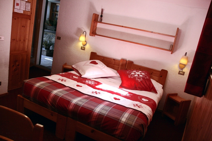 Imagen de la habitación del Hotel Petit Dahu. Foto 5