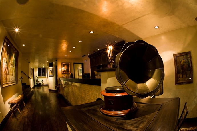 Imagen de los interiores del Hotel Petit Ermitage. Foto 13