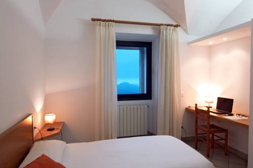 Imagen de la habitación del Hotel Petit Hostatgeria Sant Salvador. Foto 10