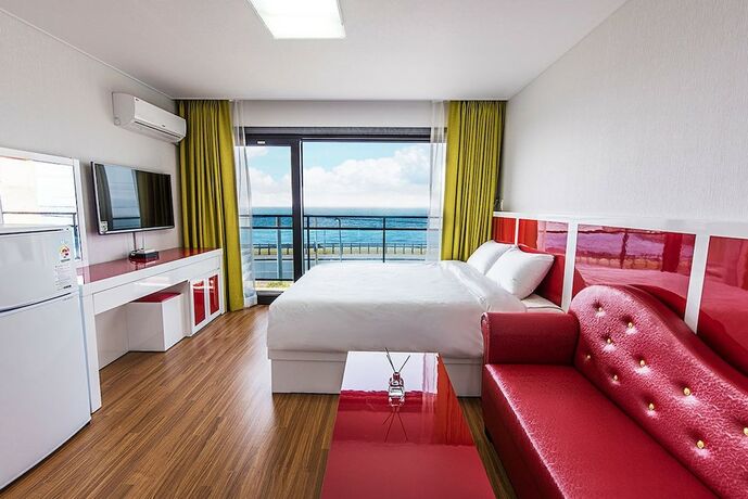 Imagen de la habitación del Hotel Petit Jeju Victor. Foto 16