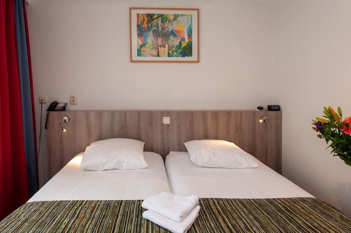 Imagen de la habitación del Hotel Petit Nord. Foto 19