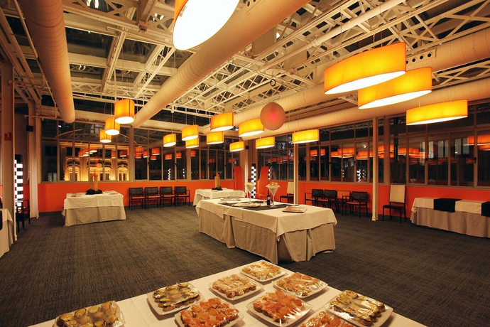 Imagen del bar/restaurante del Hotel Petit Palace Alcala. Foto 5