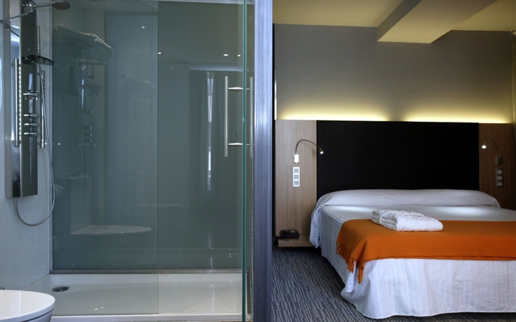 Imagen de la habitación del Hotel Petit Palace Alcala. Foto 13