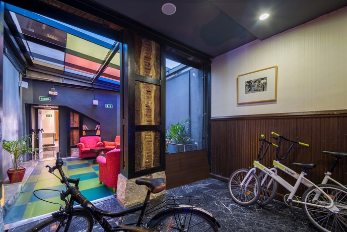 Imagen de los interiores del Hotel Petit Palace Arenal. Foto 16