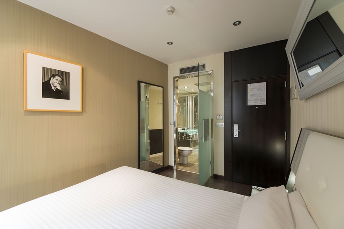 Imagen de la habitación del Hotel Petit Palace Arenal. Foto 15