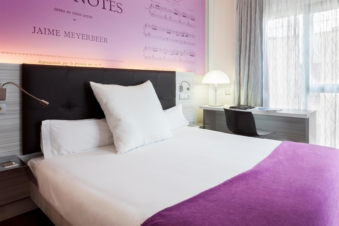 Imagen de la habitación del Hotel Petit Palace Boquería Garden. Foto 8