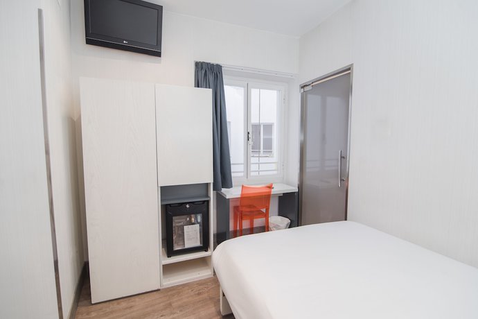 Imagen de la habitación del Hotel Petit Palace Canalejas. Foto 4