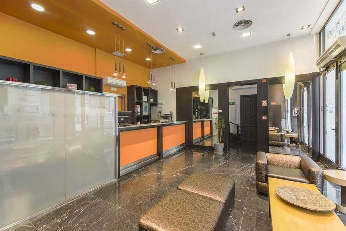 Imagen de los interiores del Hotel Petit Palace Chueca. Foto 13