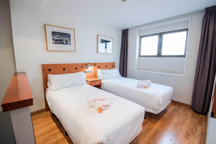 Imagen de la habitación del Hotel Petit Palace Cliper. Foto 8