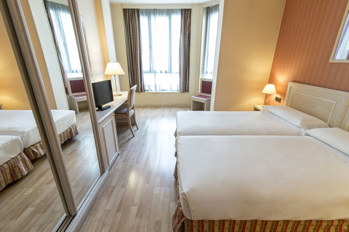 Imagen de la habitación del Hotel Petit Palace Eixample. Foto 5