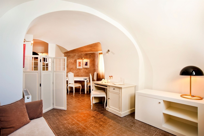 Imagen de la habitación del Hotel Petit Palace. Foto 7