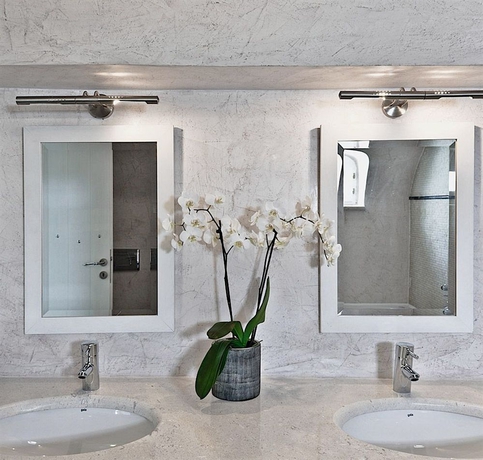 Imagen de la habitación del Hotel Petit Palace. Foto 12