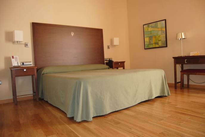 Imagen de la habitación del Hotel Petit Palace La Casa de Don Fernando. Foto 2