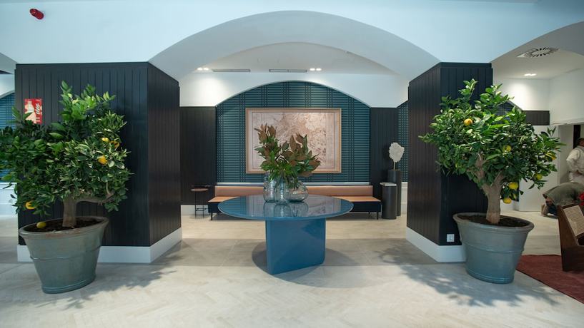 Imagen de los interiores del Hotel Petit Palace La Hermosa. Foto 16