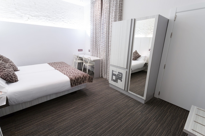 Imagen de la habitación del Hotel Petit Palace Lealtad Plaza. Foto 5