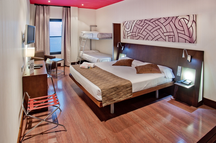 Imagen de la habitación del Hotel Petit Palace Marques Santa Ana. Foto 8