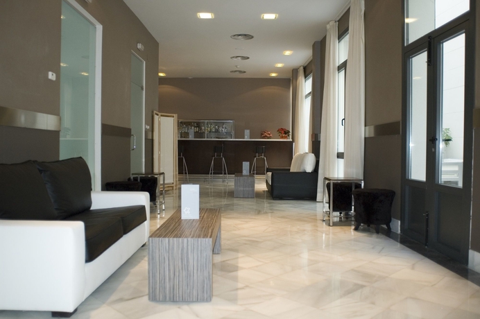 Imagen de los interiores del Hotel Petit Palace Marques Santa Ana. Foto 14