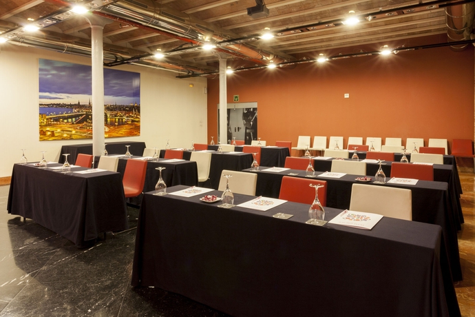 Imagen de los interiores del Hotel Petit Palace Museum. Foto 14