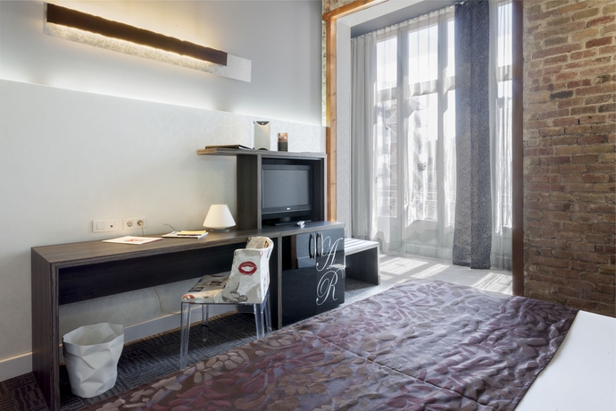 Imagen de la habitación del Hotel Petit Palace Museum. Foto 11