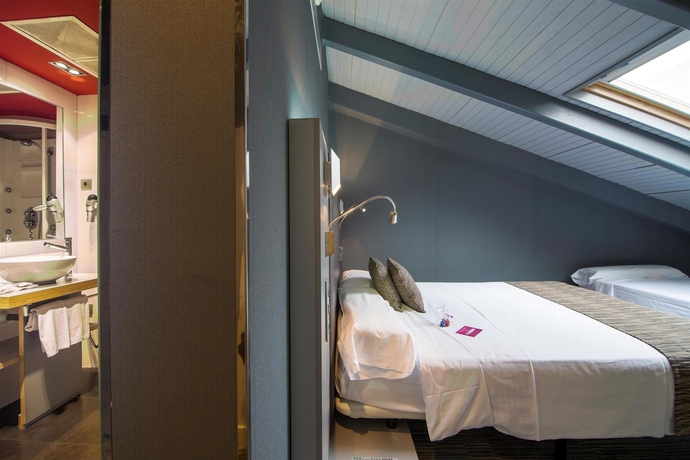 Imagen de la habitación del Hotel Petit Palace Plaza España. Foto 7